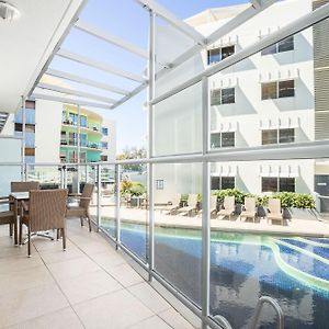 Pool Two-Bedroom Apartment